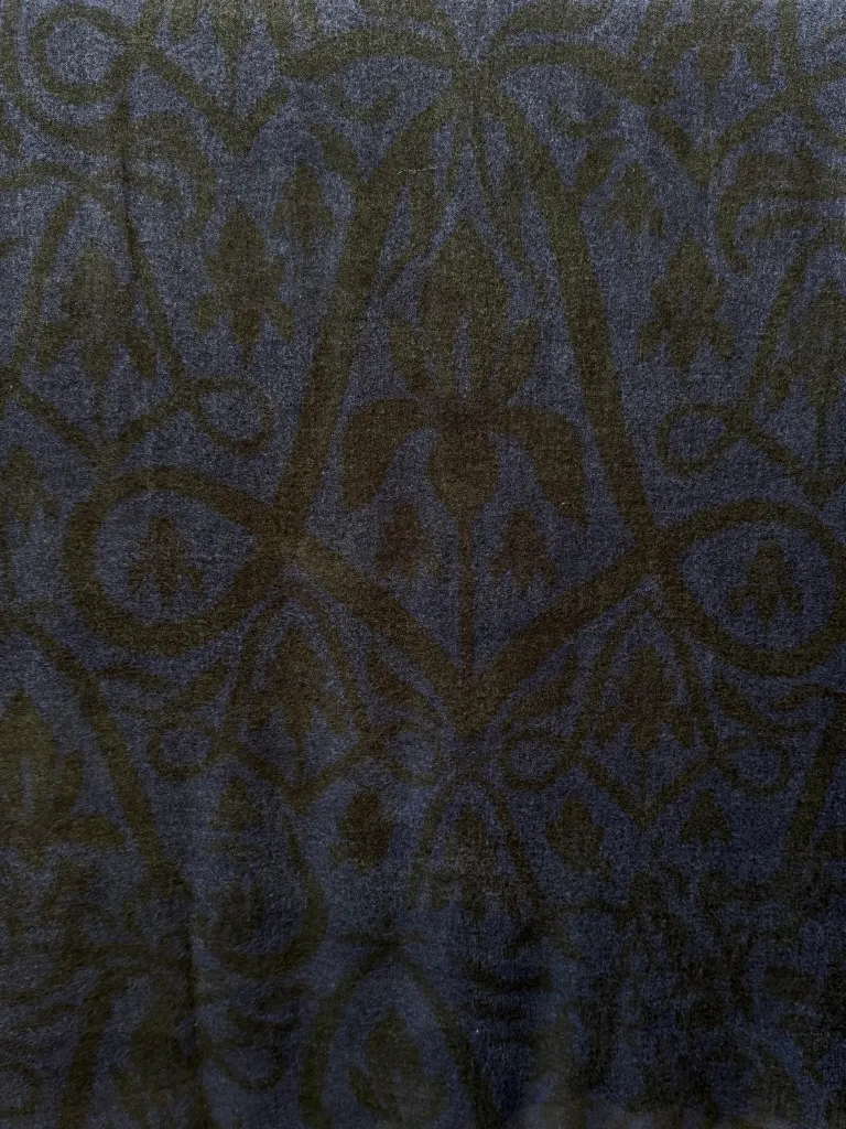 navy 2.webp