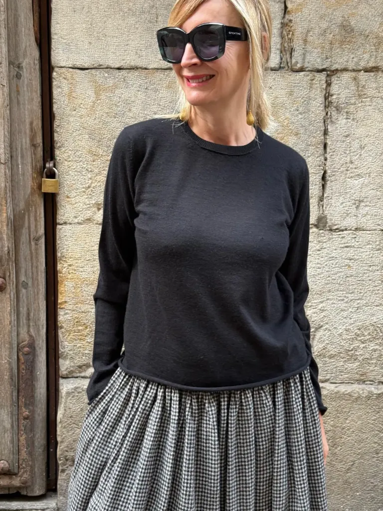 Camiseta Roundneck Black