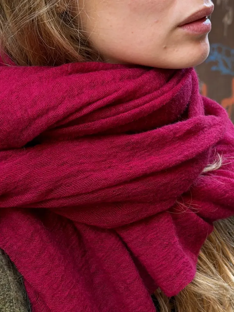 [0067] Pashmina Cherry
