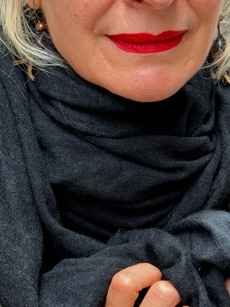 Pashmina Brisa Pitch Black