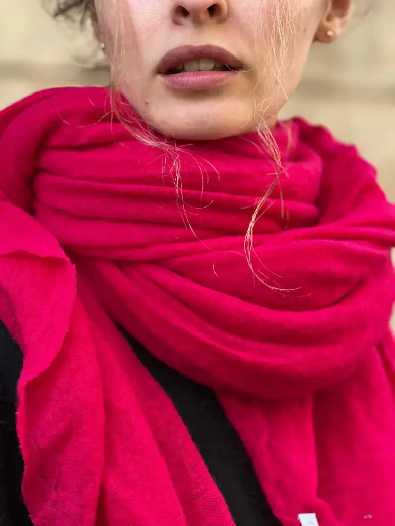 [0668] Pashmina Frambuesa