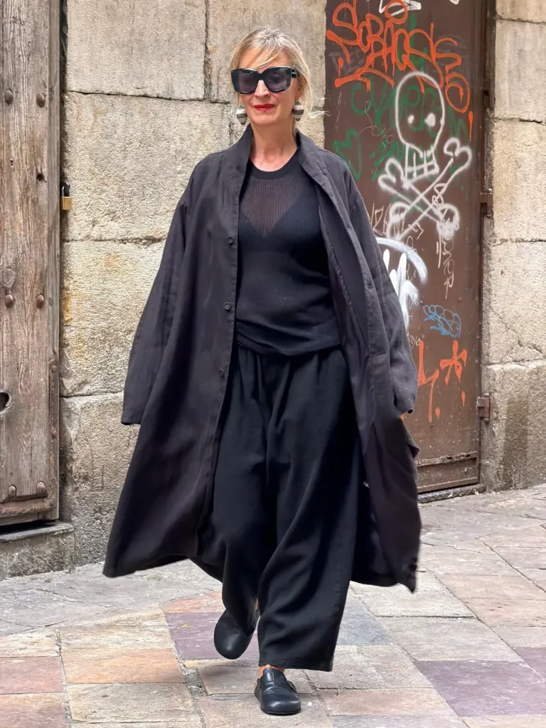 Abrigo Anastacia Black