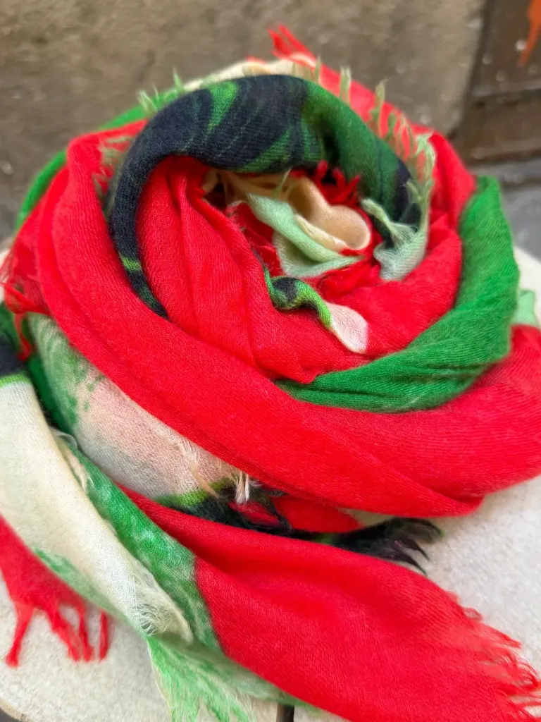 Pashmina Geodas colaboración Jorge Rojo